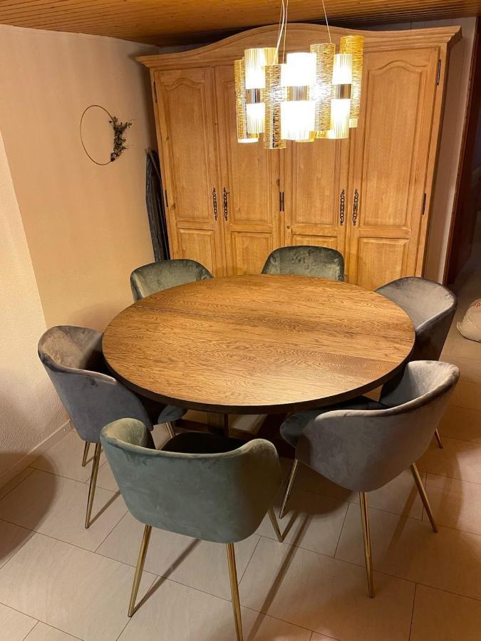Schoene Ferienwohnung Mit Seeblick Thun Eksteriør billede