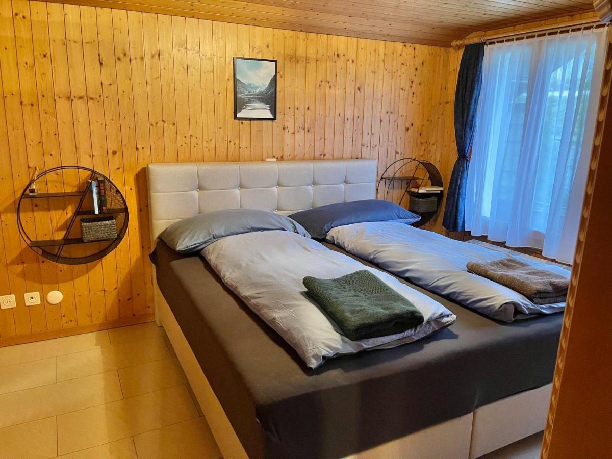 Schoene Ferienwohnung Mit Seeblick Thun Eksteriør billede