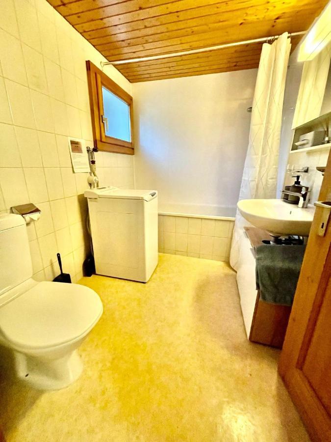 Schoene Ferienwohnung Mit Seeblick Thun Eksteriør billede
