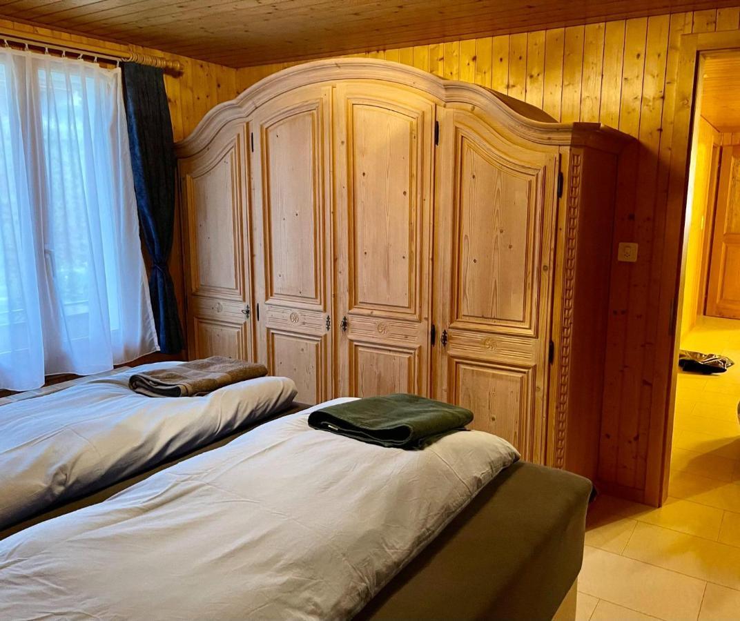 Schoene Ferienwohnung Mit Seeblick Thun Eksteriør billede